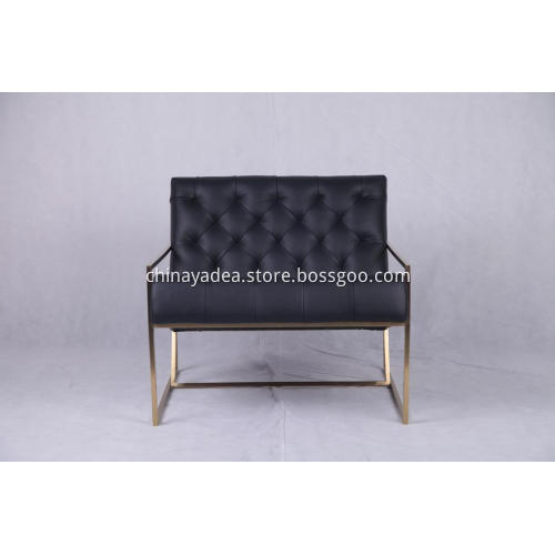 Marsden tufted leather lounge chair